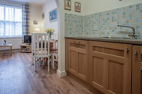 Arcadia - 1 Bedroom Apartment - Tenby