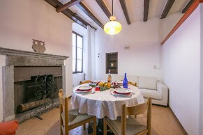 Gufo - Orange 100 mt Near Lake