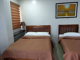 OYO 848 Dona Aurora Condotel