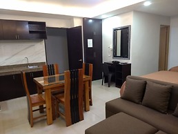 OYO 848 Dona Aurora Condotel