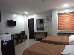 OYO 848 Dona Aurora Condotel