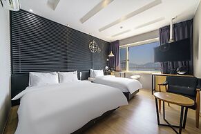 JK Hotel