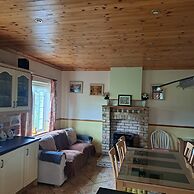 Spacious 6-bed House 10 Minutes From Knock Airport