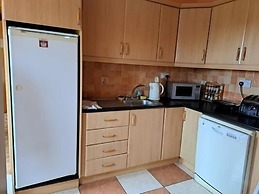 Spacious 6-bed House 10 Minutes From Knock Airport