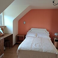 Spacious 6-bed House 10 Minutes From Knock Airport