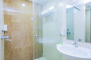 Hotel Hyphen Premier Meerut