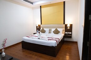 Hotel Hyphen Premier Meerut