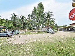 OYO 90454 Haza Harmoni Guesthouse