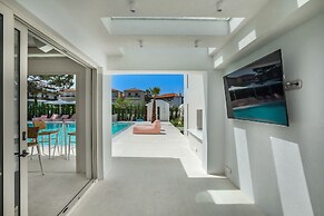 Cocoons Luxury Suites & Villas