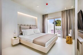 Cocoons Luxury Suites & Villas