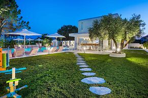 Cocoons Luxury Suites & Villas