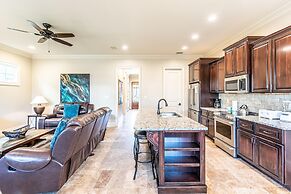 Villa Lago 1975 S2G 4BR 4BA 10