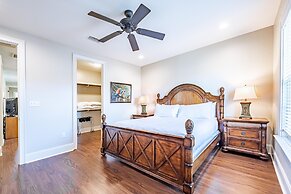 Villa Lago 1975 S2G 4BR 4BA 10