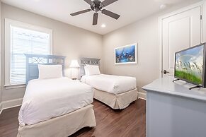 Villa Lago 1975 S2G 4BR 4BA 10