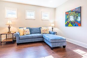 Villa Lago 1975 S2G 4BR 4BA 10