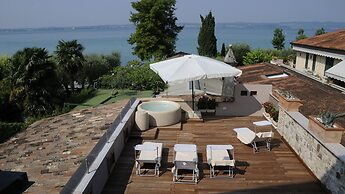 Bs-i633-viem71a1 - Arcimboldo House 2 2