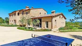 La Fonte Di Santa Regina 16