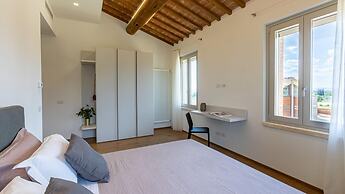 La Fonte Di Santa Regina 16