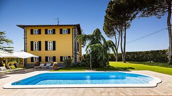 Villa Luigina 8 in Capannori