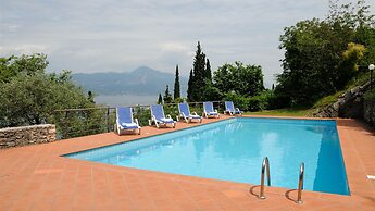 Corazza 6 1 in Torri del Benaco