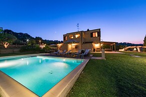 Casale Rosy 6 2 in Offida