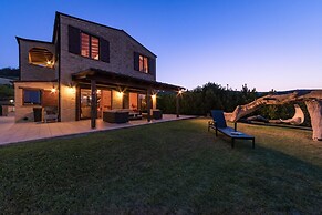 Casale Rosy 6 2 in Offida