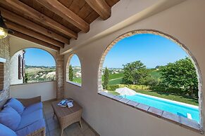 Casale Rosy 6 2 in Offida