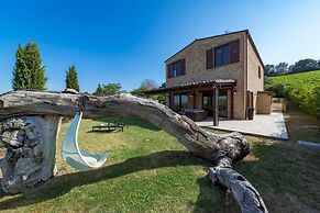 Casale Rosy 6 2 in Offida