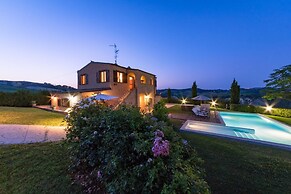 Casale Rosy 6 2 in Offida