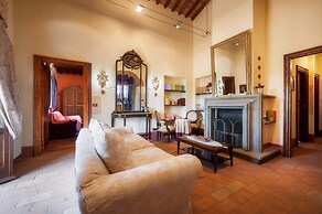 Casale Dei Girasoli 14