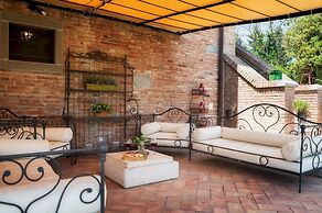 Casale Dei Girasoli 14