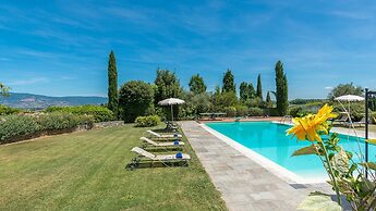 Casale Dei Girasoli 14