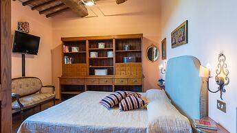 Casale Dei Girasoli 14