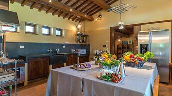 Casale Dei Girasoli 14