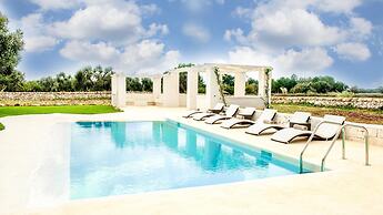 White Stone House 6 1