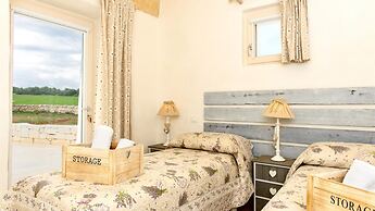 White Stone House 6 1