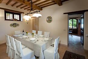 Dalmanuta 8 in Collelungo