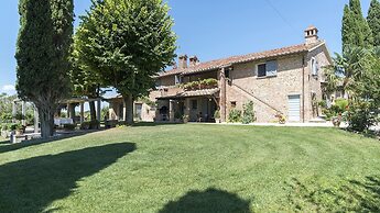 Dimora Rovena 24 in Castiglione del Lago