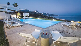 Villa Triscele 10 in Giardini Naxos