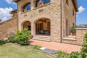 Le Terre Di Nunzio 12