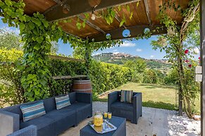 Le Terre Di Nunzio 12