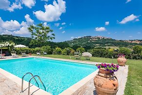 Le Terre Di Nunzio 12