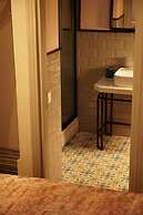 Tilas House No8 - Hostel