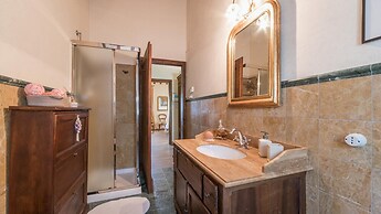 Villa Ambrah 12 1 in Macerata