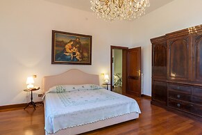 Villa Dell Angelo 10