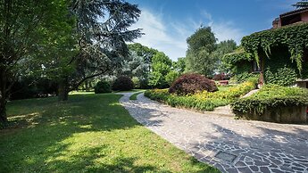 Villa Pina 8 2 in Sulbiate