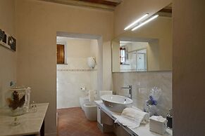 Torre La Ripa 8 in Cortona