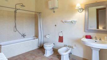 Casale Piattini 10 in Massa Bassa