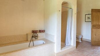 Casale Piattini 10 in Massa Bassa