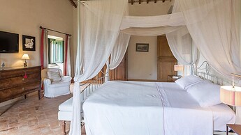 Casale Piattini 10 in Massa Bassa